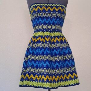 Dina ue and Yellow Strapless Chevron Dress